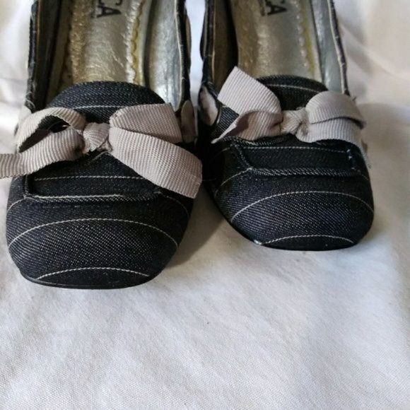 Kenneth Cole Tribeca Women's Heels - Picture 5 of 7